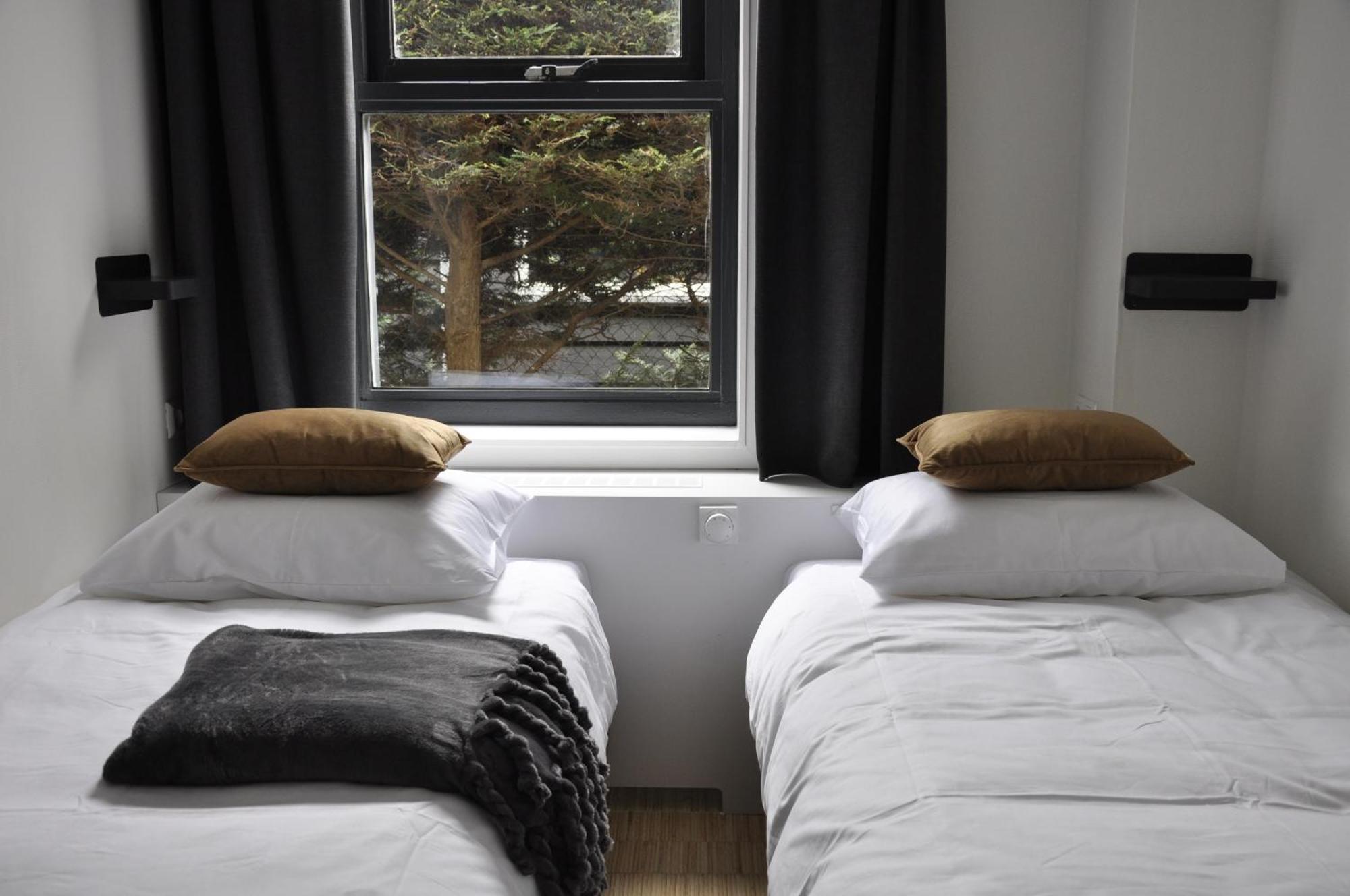 Dock Hotel สเตลเลนดัม ภายนอก รูปภาพ